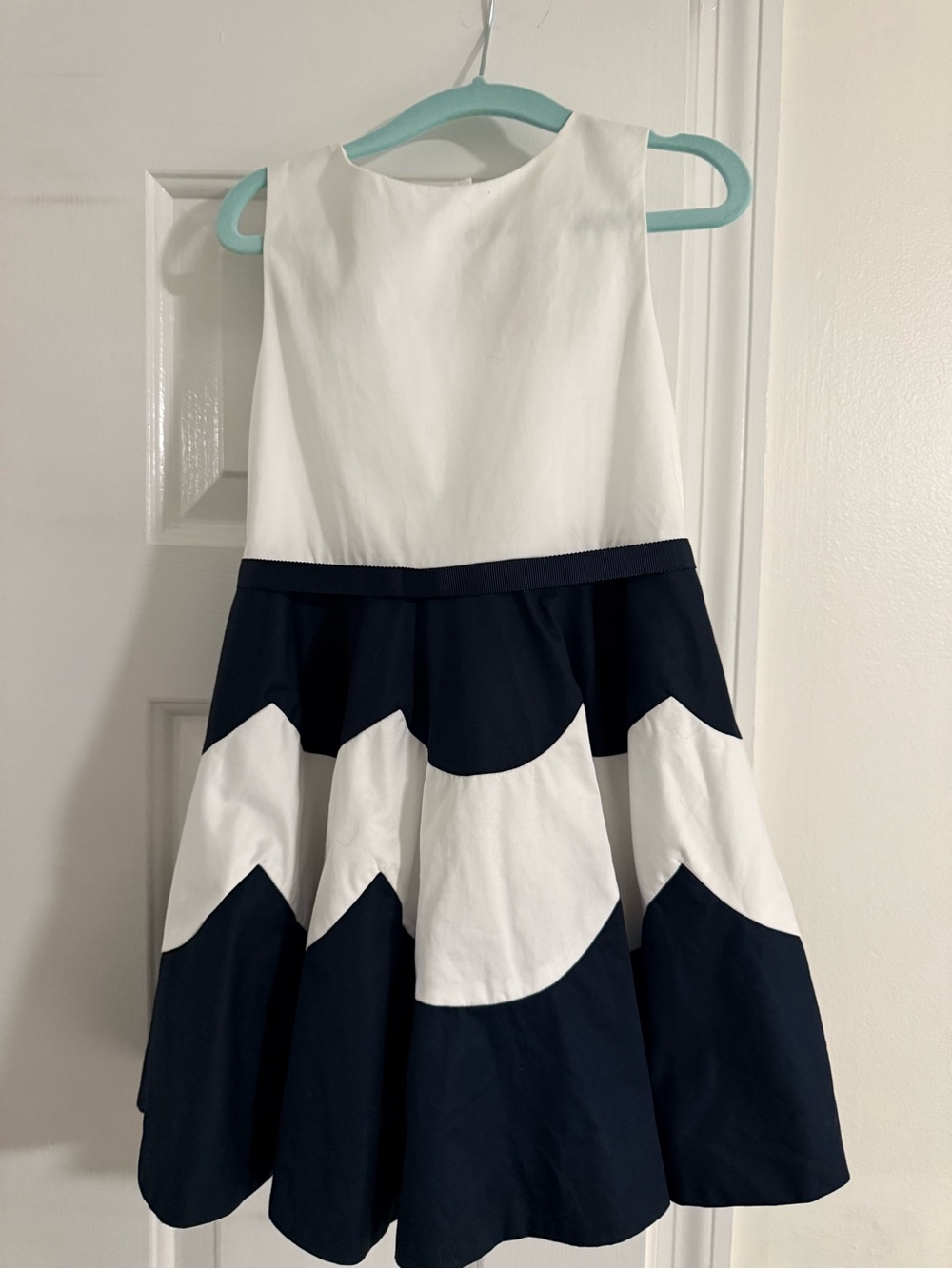 Jacadi White and Navy Girls' Sleeveless Party Dress 4A